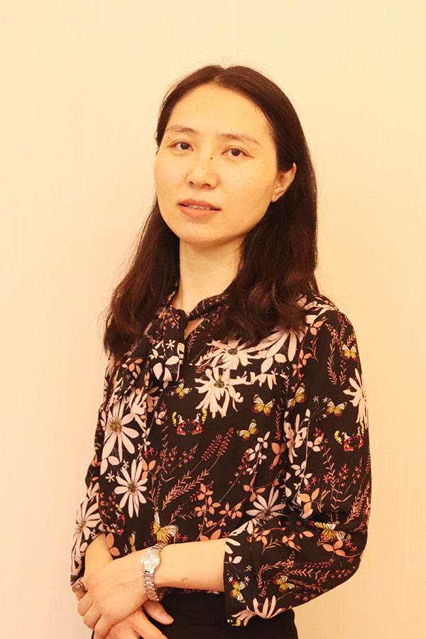 紫阳王晓娜 研究生学历,毕业于华南师范大学